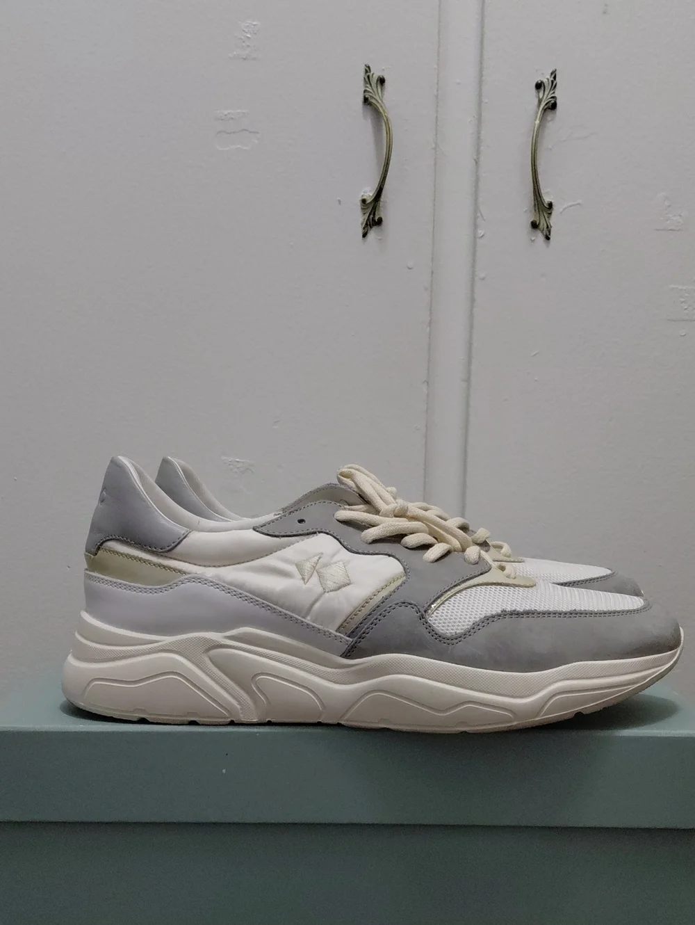 KOIO Avalanche  Light Gray and White Women's Athletic Sneaker